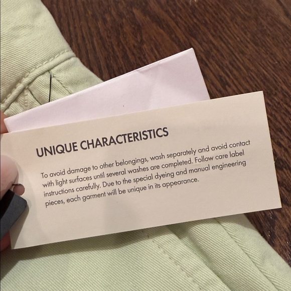 GUESS Men's Mint Green Flat Front Shorts - Picture 5 of 8